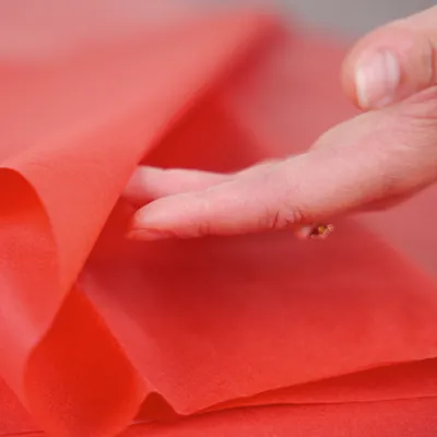 Papier de soie rouge 17g/m² 50 x 75 cm, 240 feuilles - Papiers de soie-3