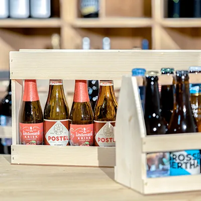 Demi mètre de bières en bois - porte bouteilles de bières 8 bières 33 cl Steinie - Mètres de bières, Emballages pour bouteilles de bières-5