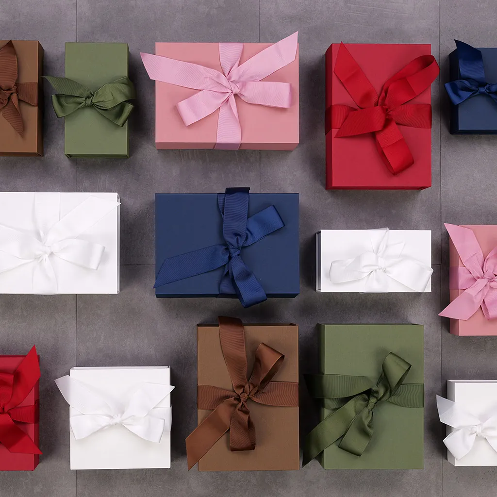 Boîte cadeau tissu avec noeud blanc mat 18 x 10 x 7 cm, paquet de 5 - Boites cadeaux carton pliables-5