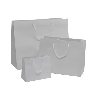 Sac pelliculé blanc mat poignées cordelette 13,7 x 6,2 x 11 cm 157g – Paquet de 20 - Sacs pelliculés poignées cordelette-2