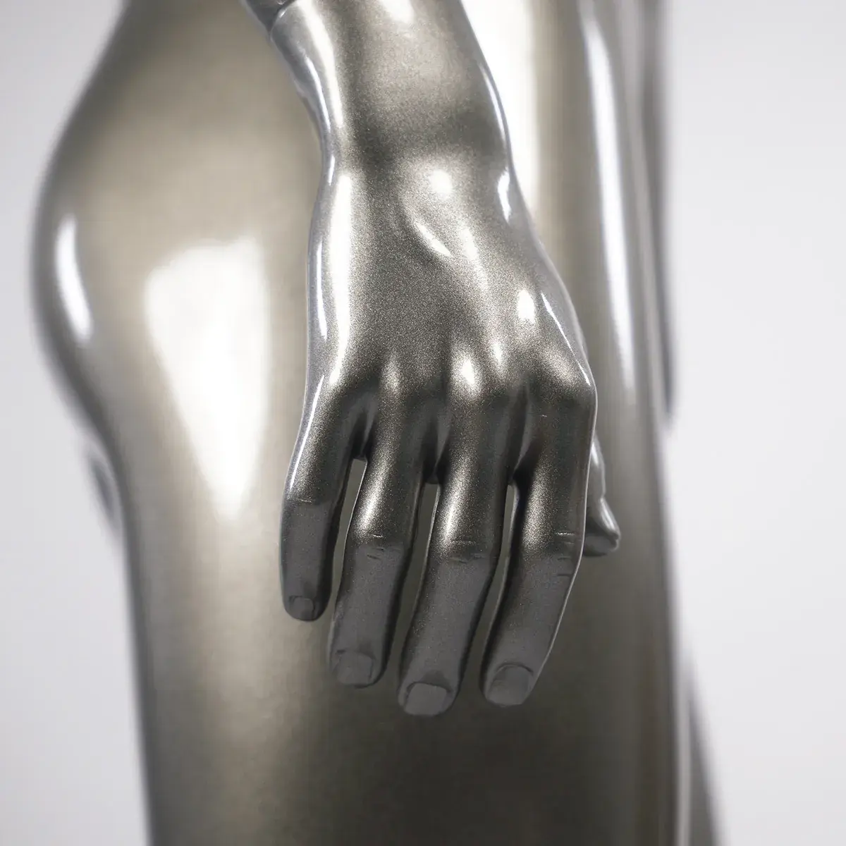 Mannequin homme finition laquée H 184 cm fibre de verre - Gris métal - Mannequins hommes-5