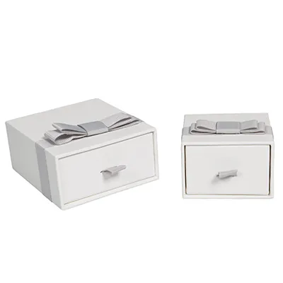 Écrins à bijoux blanc avec ruban gris - Petit modèle - Écrins à bijoux, Coffrets à bijoux-4