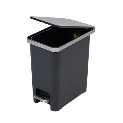 Poubelle professionnelle slim noire 10 L L 17,5 x P 29,5 x H 32 cm - Poubelles professionnelles