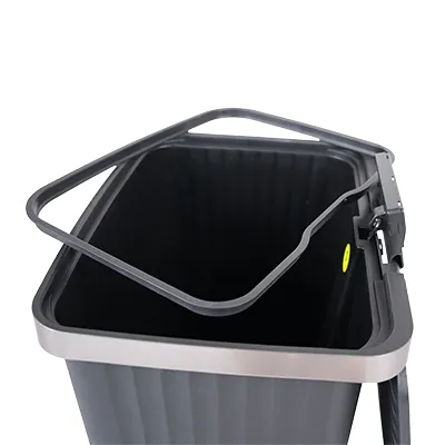 Poubelle à pédale noire 90 L L 45 x P 37,5 x H 82,5 cm - Poubelles professionnelles-7