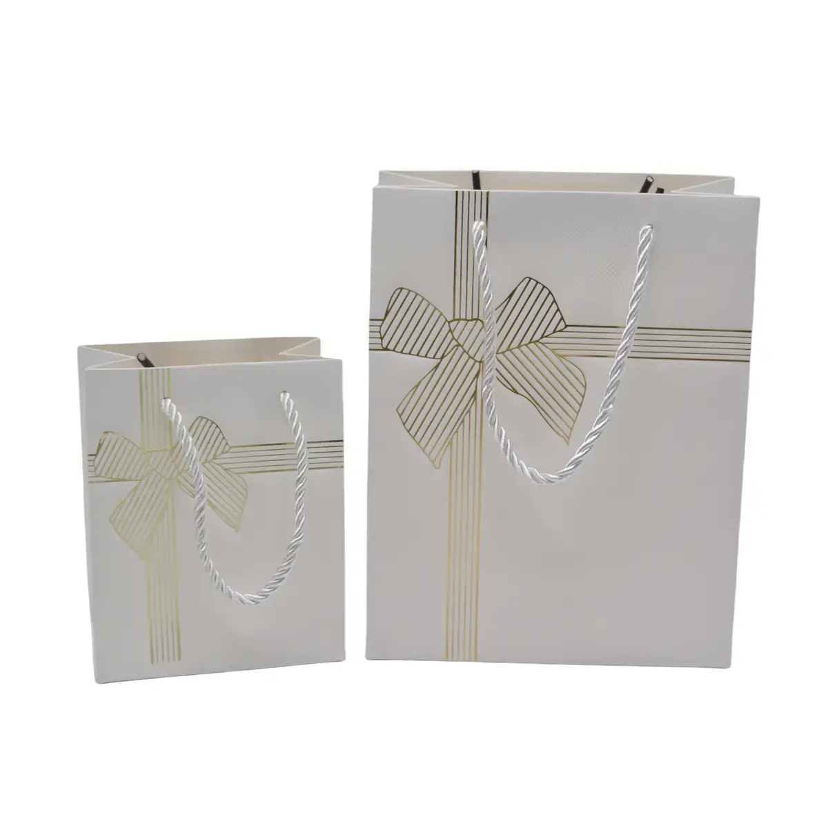 Sacs pelliculés blancs embossés nœud or poignées cordelette 18+10x23 cm 210g/m² – Paquet de 20 - Sacs pelliculés à motifs-2