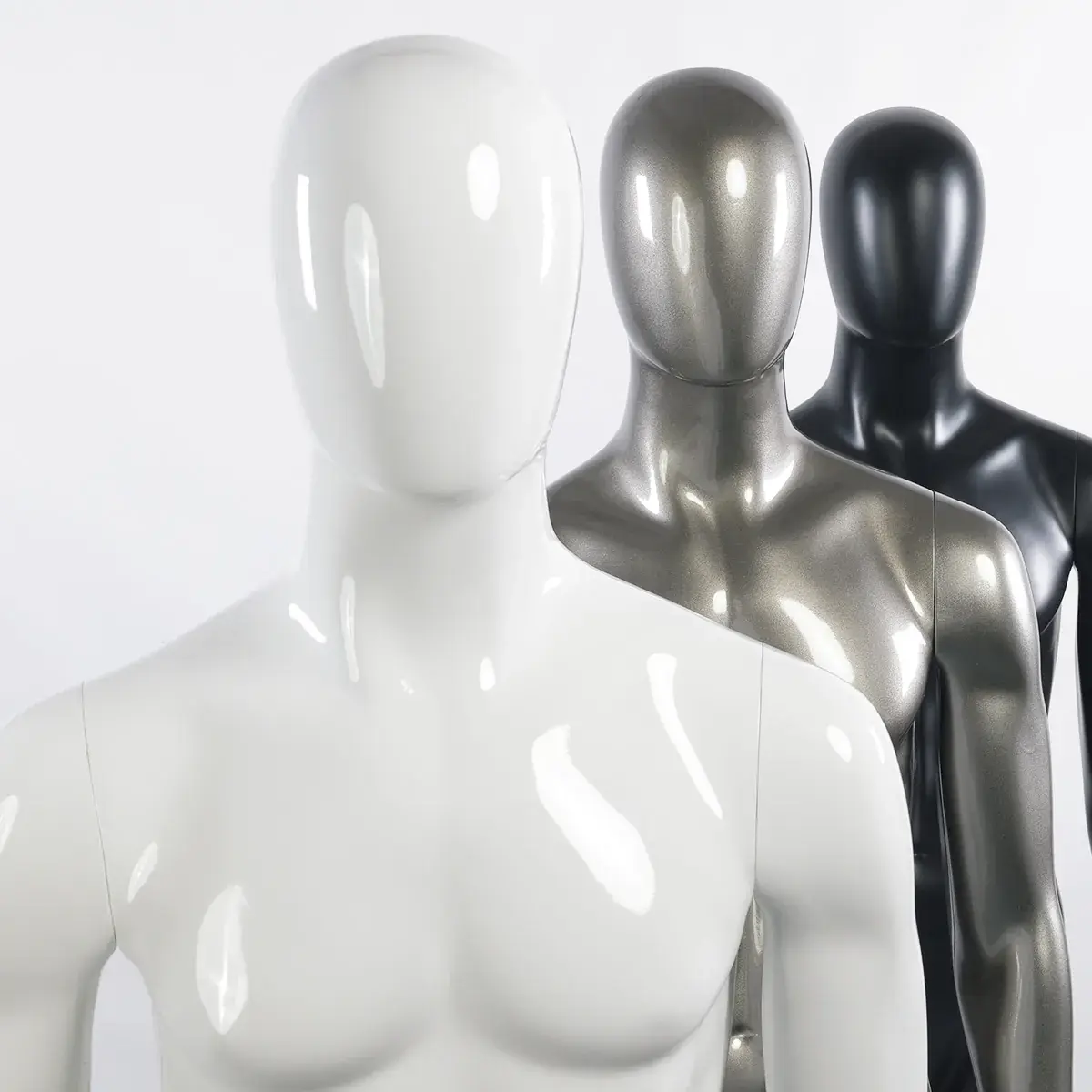 Mannequin homme, finition laquée, bras le long du corps H 186 cm Fibre de verre - Blanc - Mannequins abstraits-6