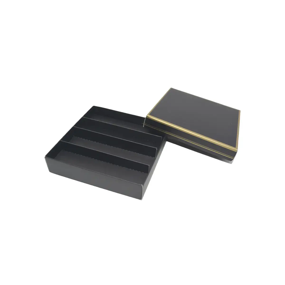 Coffret carton carré pour chocolats 4 rangées 12 x 12 x 3 cm carton 300 g/m² - Noir avec liseré doré - Paquet de 10 - Ballotins chocolats vides