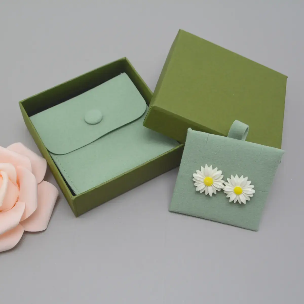 Pochette bijoux suédine avec pression 8 x 8 cm – Sachet Bijoux - Vert - Paquet de 20 - Pochettes bijoux, Support bijoux-6