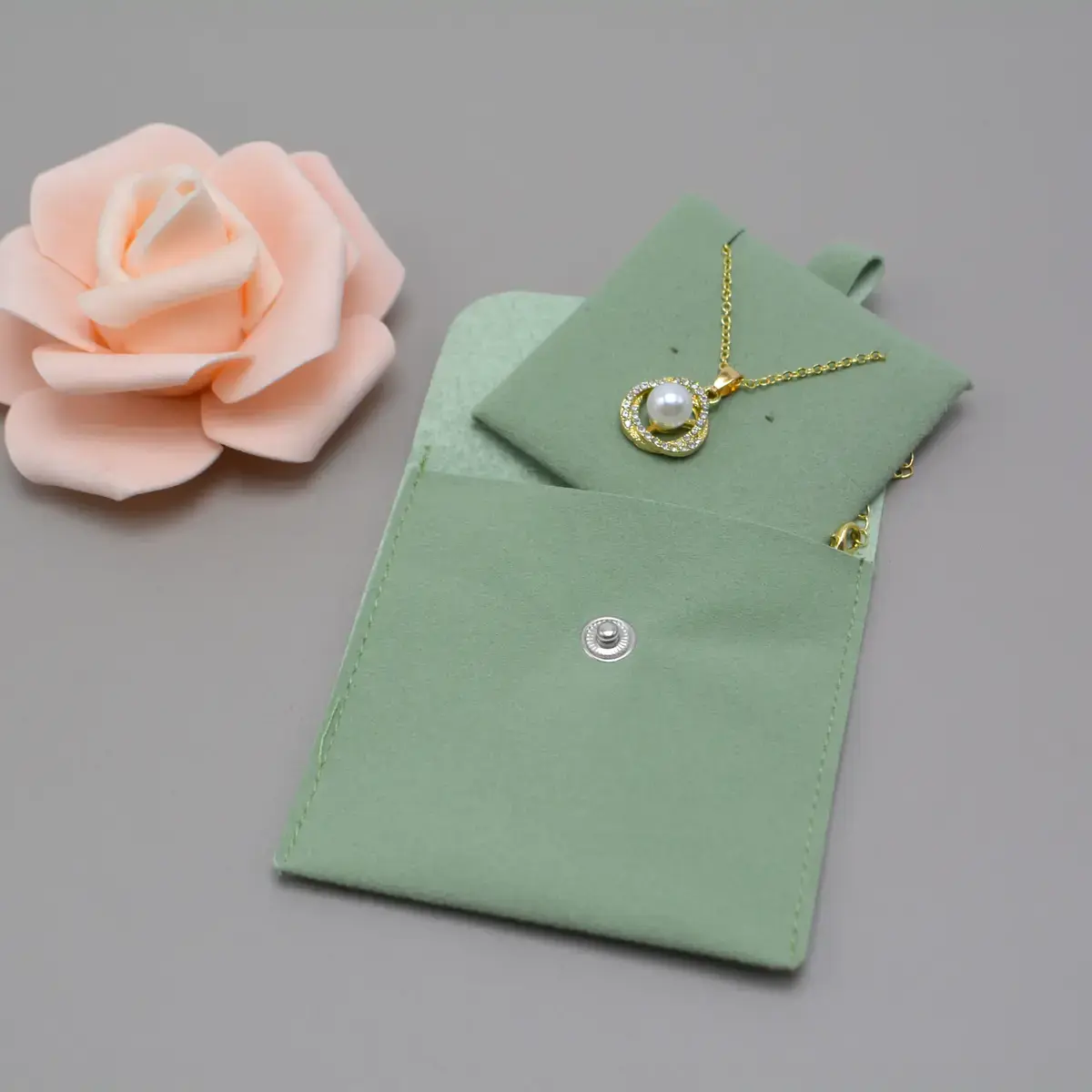Support d'insertion rigide pour pochette bijoux suédine 6 x 6 cm - Vert – Paquet de 20 - Pochettes bijoux, Support bijoux-7