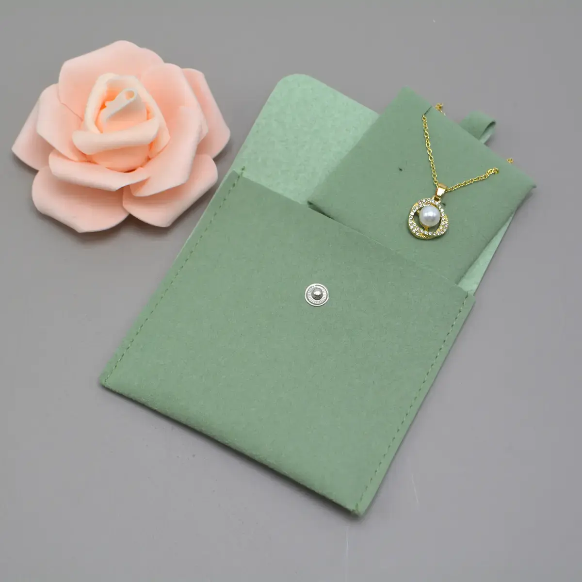 Support d'insertion rigide pour pochette bijoux suédine 6 x 6 cm - Vert – Paquet de 20 - Pochettes bijoux, Support bijoux-8
