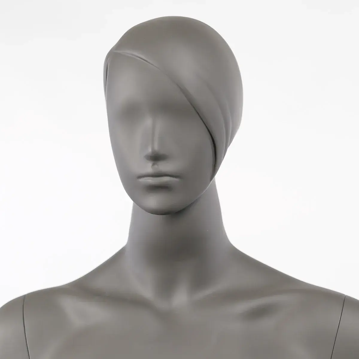 Mannequin femme, tête et cheveux sculptés H 179 cm Fibre de verre - Gris anthracite mat - Mannequins cheveux sculptés-4